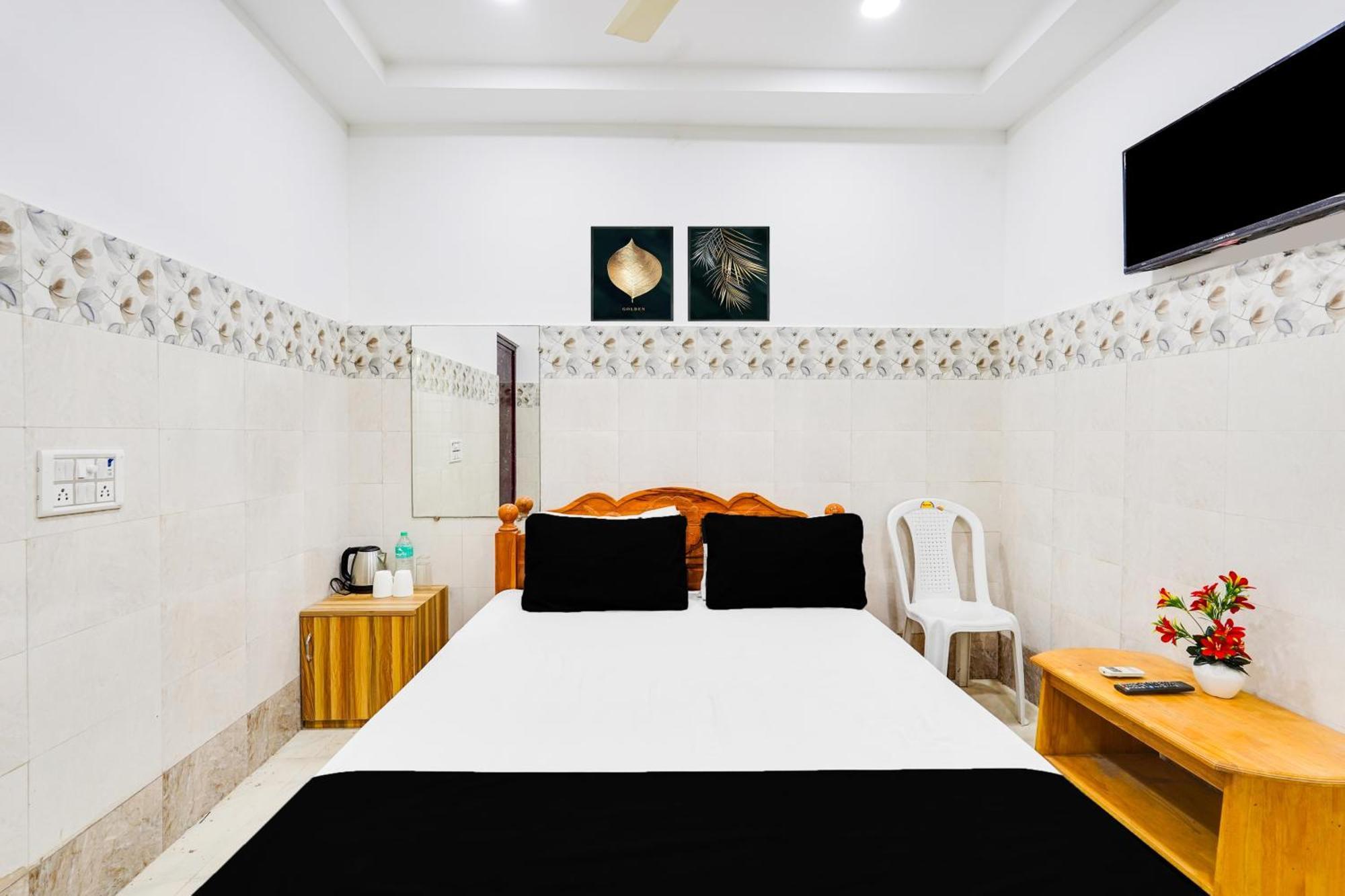 Super Hotel O Kalaingar Nagar Pedappai Exterior foto