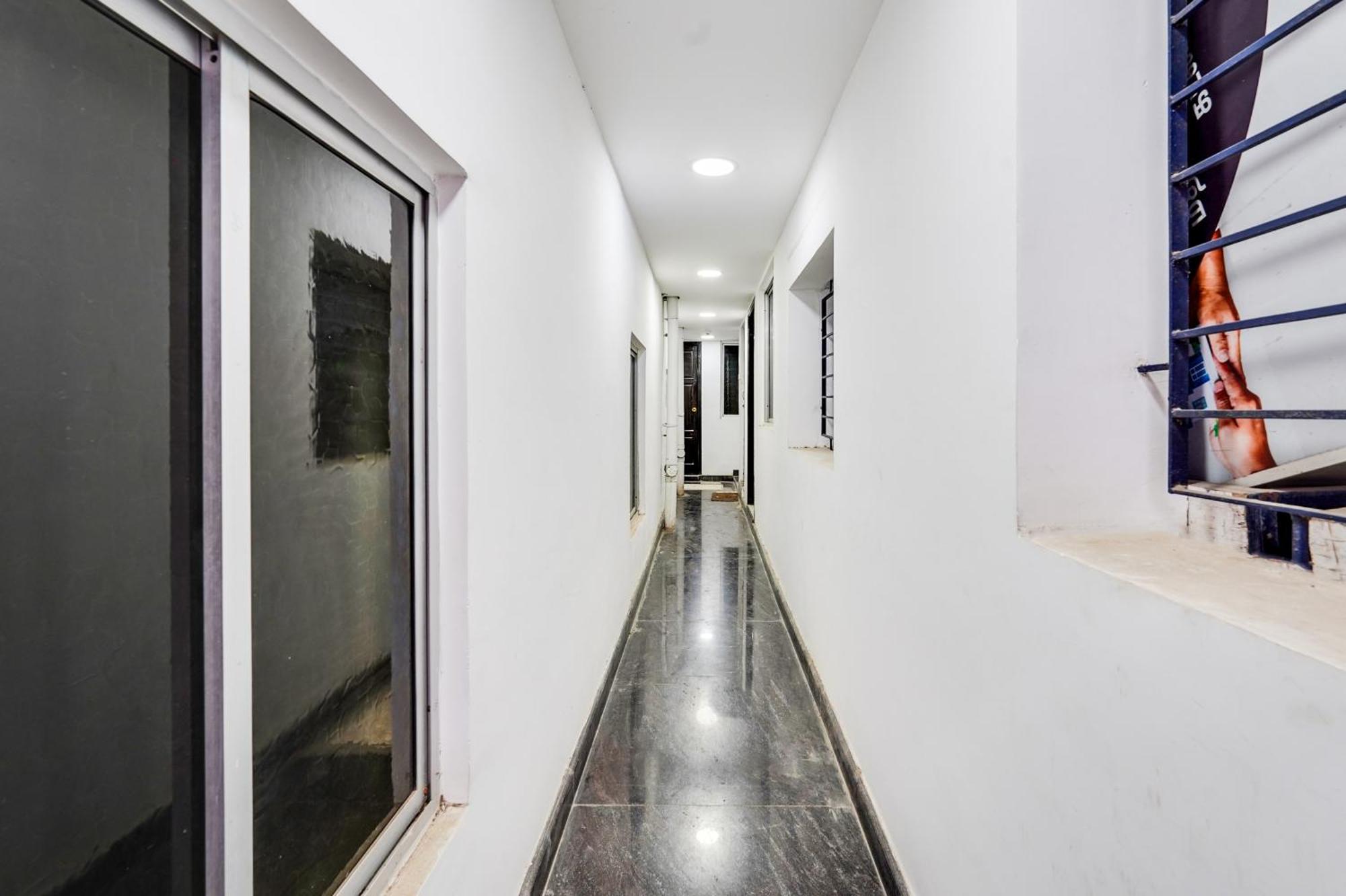 Super Hotel O Kalaingar Nagar Pedappai Exterior foto